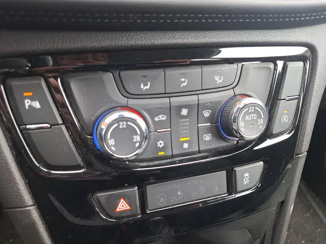 Opel Mokka X 1.4 Turbo Innovation 2017 Benzine 21