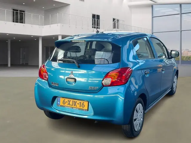 Mitsubishi Space Star 1.0 Inform 2014 Benzine 3
