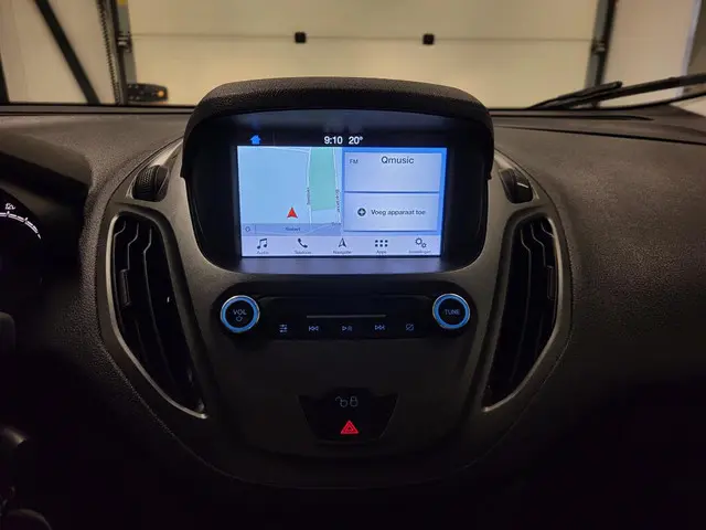 Ford Transit Courier 1.5TDCI Euro 6! 2019 Diesel 10