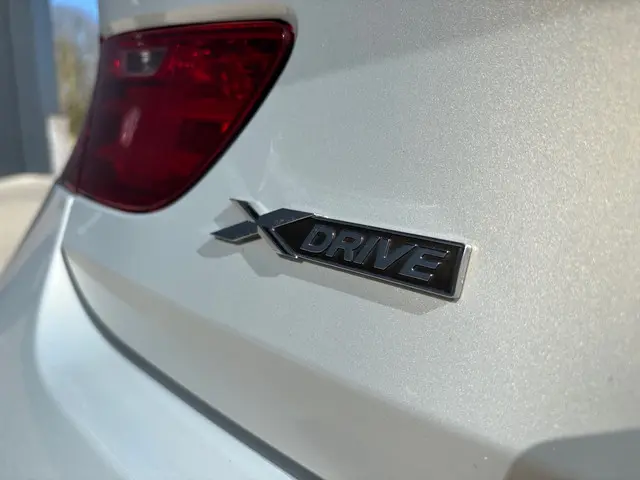 BMW 6 Serie Cabrio 650xi High Executive 2014 Benzine 25