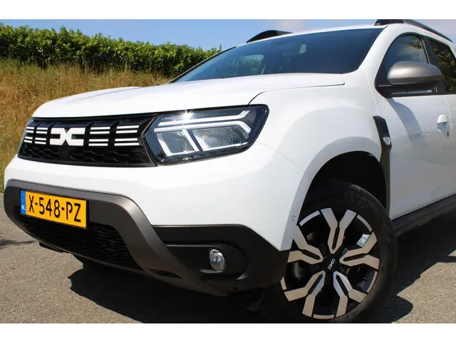 Dacia Duster TCe 100 Bi-Fuel Journey 2024 LPG/Gas 33