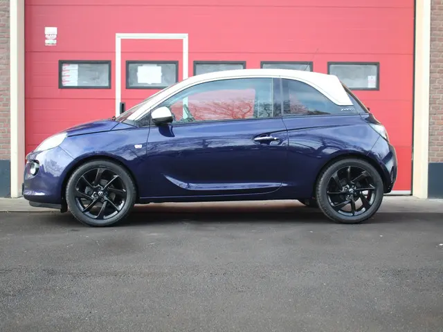 Opel ADAM | Stoelverwarming | Stuurverwa 1.2 2019 Benzine 6