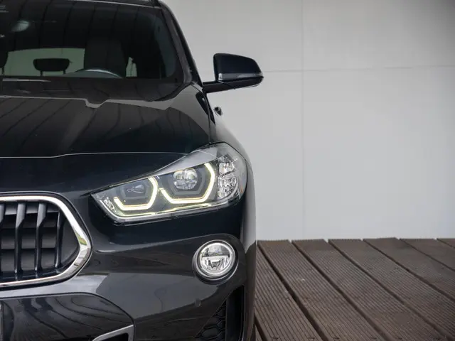 BMW X2 sDrive20i 2019 Benzine 20