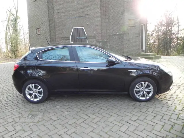 Alfa Romeo Giulietta 1.4 T Distinctive Lusso 2014 Benzine 5