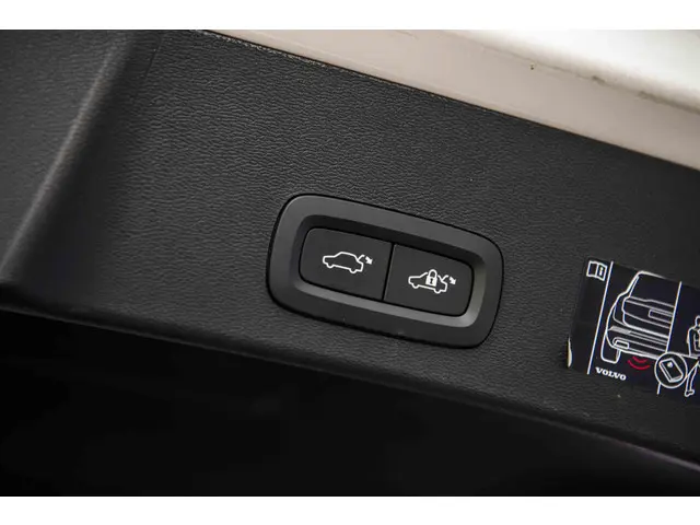 Volvo XC40 1.5 T5 Recharge R-Design 2022 Hybride Benzine 29