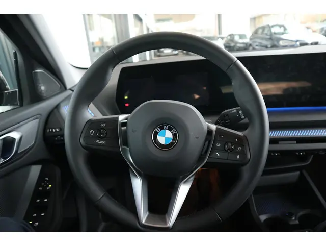 BMW 1 Serie 5-deurs 120 2024 Benzine 10