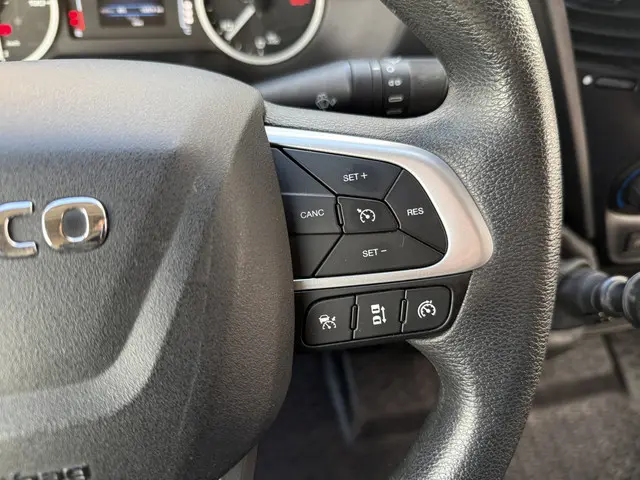 Iveco Daily 35S18 3.0 2020 Diesel 23