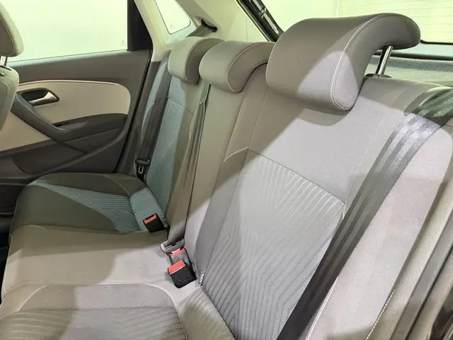 Volkswagen Polo V HB 1.0 Fresh Airco 2014 Benzine 23