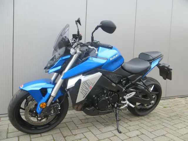 Suzuki GSX S950 2022 Benzine 10