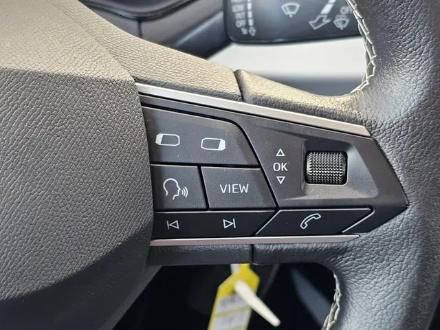 SEAT Arona 1.0 TSI Style 2023 Benzine 17