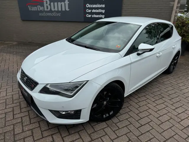 SEAT Leon 1.4 TSI FR -DSG-ORG. NL- 2016 Benzine 26
