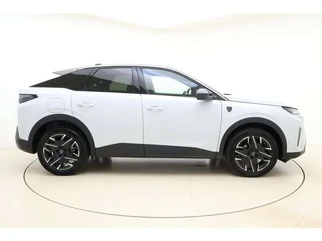 Peugeot 3008 1.2 Hybrid 136 GT 2024 Hybride Benzine 10