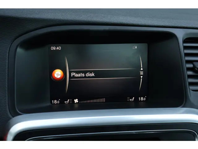 Volvo V60 2.0 T3 Polar+ Dynamic 2017 Benzine 19