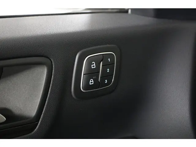 Ford Kuga 2.5 PHEV Vignale 2023 Hybride Benzine 20