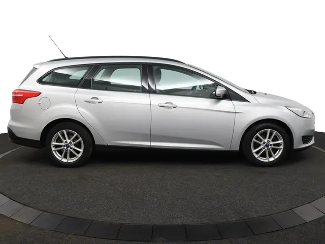 Ford Focus Wagon 1.0 Airco Cruise 2016 Benzine 8