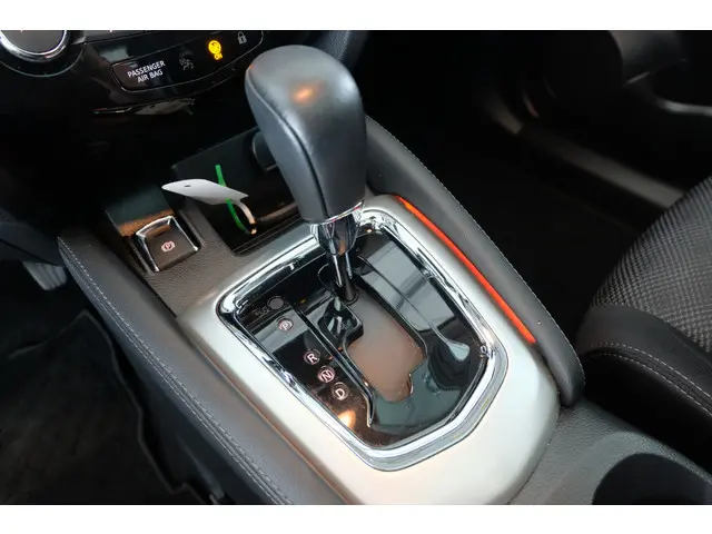 Nissan QASHQAI 1.2 Connect Edition 2016 Benzine 11