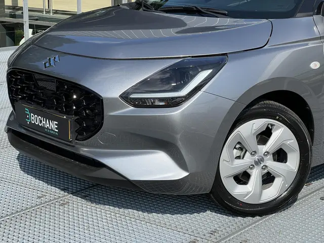 Suzuki Swift 1.2 Select Smart Hybrid 2024 Benzine 15