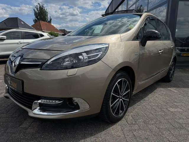 Renault Scénic 2.0 Bose Automaat | Pano. 2013 Benzine 9