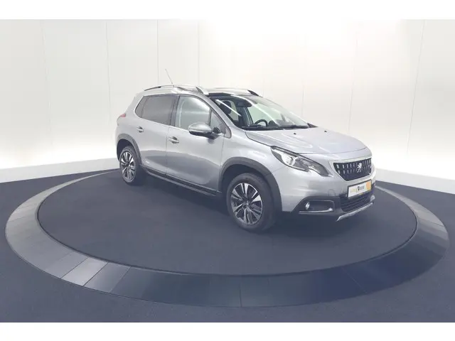Peugeot 2008 PureTech 110 Allure 2018 Benzine 6