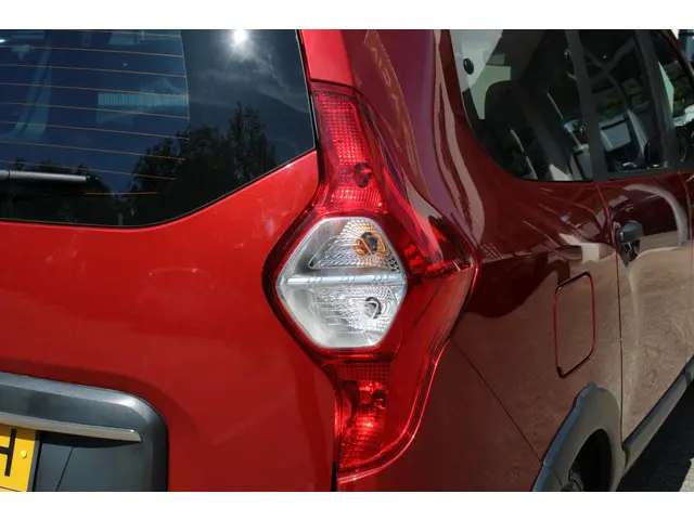 Dacia Lodgy 1.3 TCe Tech Road 7p. 2019 Benzine 10