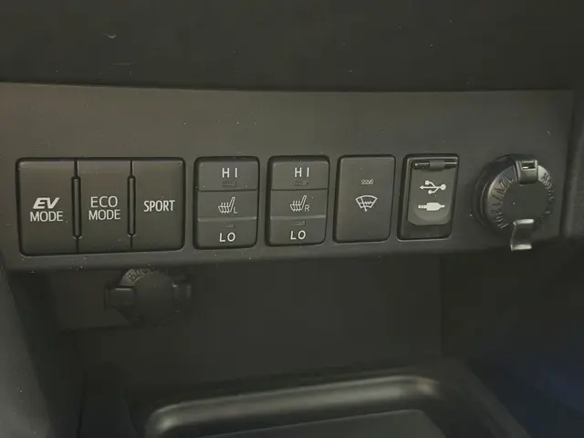 Toyota RAV4 2.5 Hybrid Executive 2018 Hybride Benzine 14