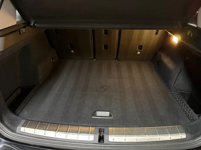 BMW X1 sDrive18i Executive Edition | 2019 Benzine 26