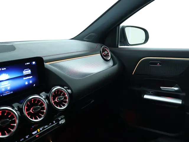 Mercedes-Benz EQA 250 AMG Line 67 kWh 2023 Elektrisch 7