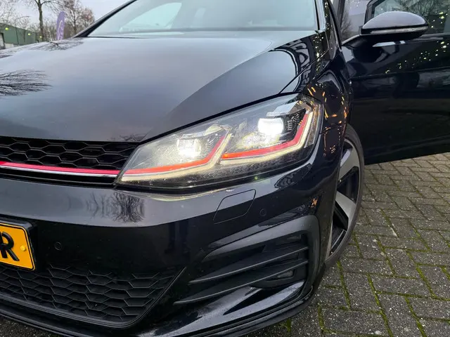 Volkswagen Golf 2.0 TSI GTI 230pk 6-bak 2018 Benzine 13