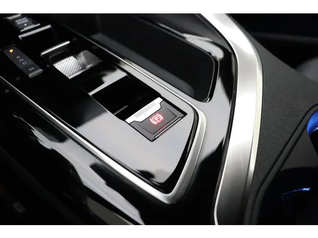 Peugeot 3008 1.2 Hybrid 136 GT 2024 Hybride Benzine 27