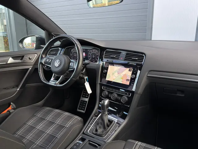 Volkswagen Golf 2.0 GTD / DSG / NAP / CARPLAY / NAP / 2018 Diesel 9