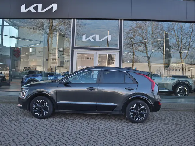 Kia Niro EV ExecutiveLine 64.8 kWh 2024 Elektrisch 2