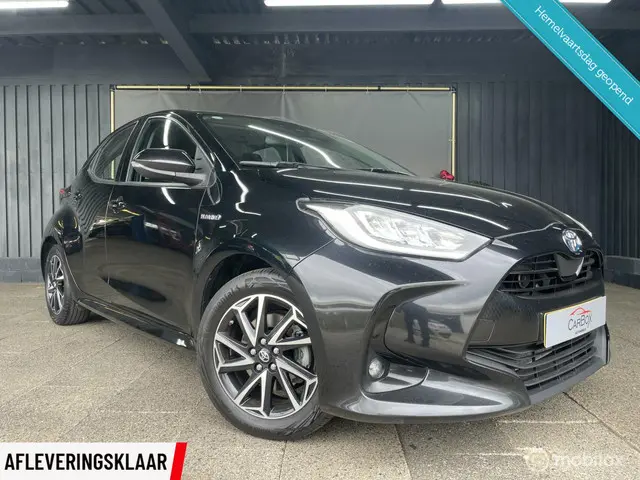 Toyota Yaris 1.5 Hybrid Style 2021 Hybride Benzine 25