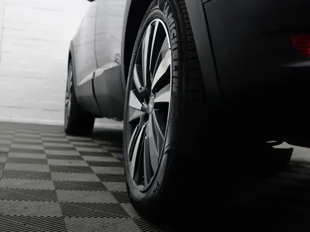 Peugeot 5008 1.2 PureTech Premium GT Line- 2018 Benzine 37