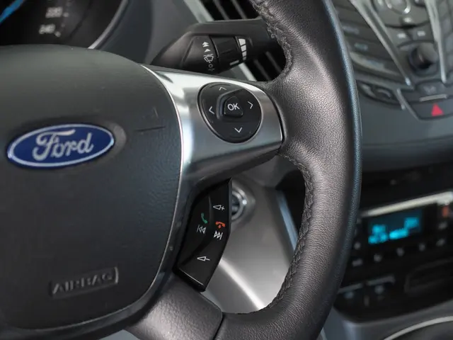 Ford C-MAX 1.6 Titanium 2012 Benzine 12