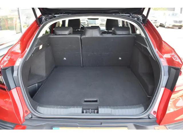 Renault Arkana TCe 140 EDC Intens 2021 Benzine 12