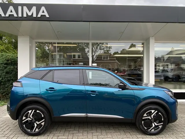 Peugeot 2008 1.2 Hybrid 145 Allure 2025 Hybride Benzine 4