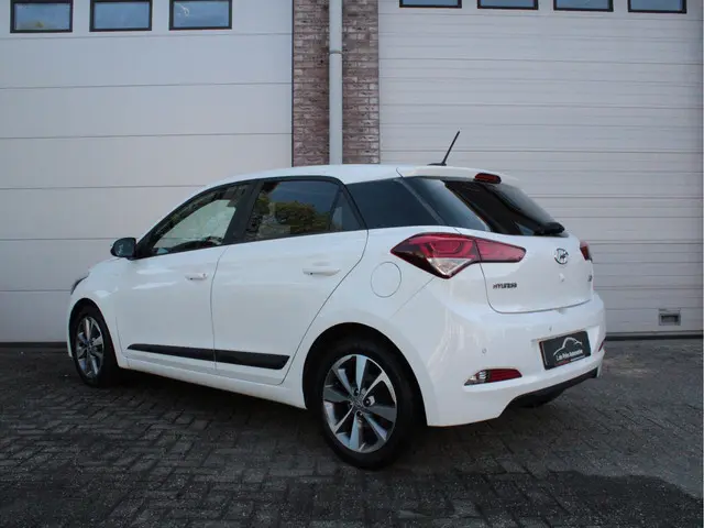 Hyundai i20 1.0 T-GDI Premium 2017 Benzine 7