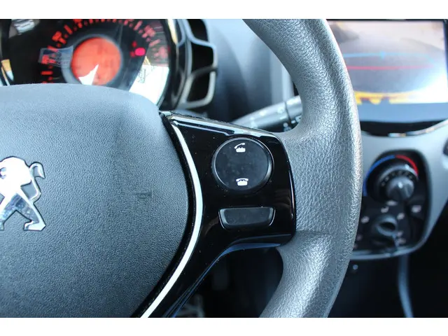 Peugeot 108 1.0 e-VTi Active 2020 Benzine 20