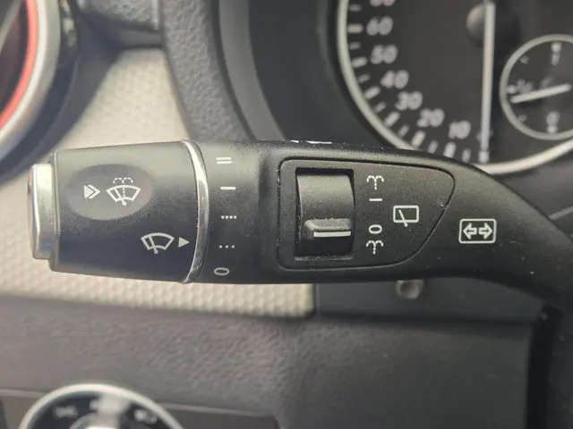 Mercedes-Benz B-Klasse 180 Ambition 2014 Benzine 6