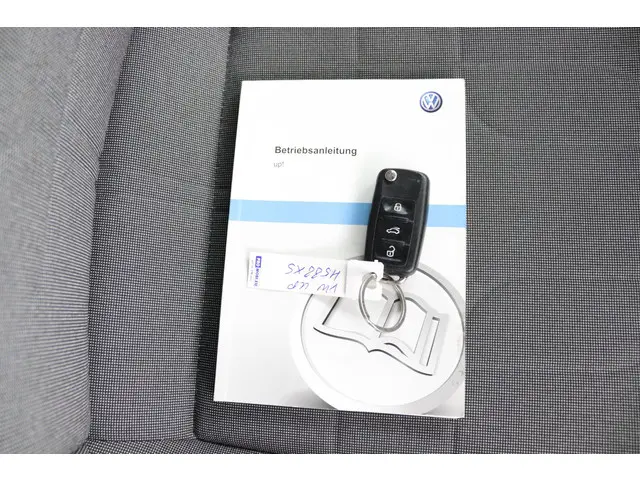 Volkswagen up! 1.0 cheer up! BlueMotion 2013 Benzine 20