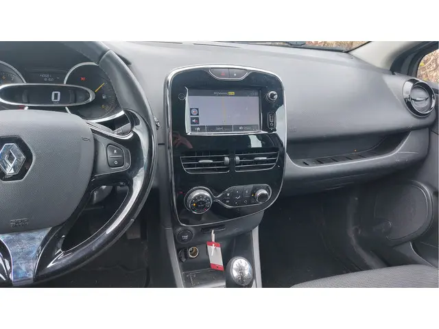 Renault Clio Estate 0.9 TCe Dynamique 2013 Benzine 6