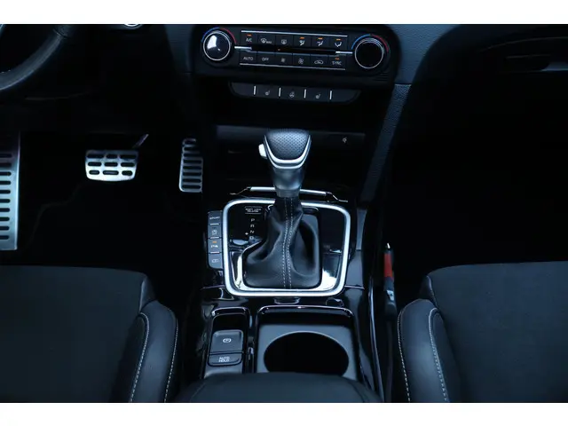 Kia ProCeed 1.5 T-GDi GT-PlusLine 2023 Benzine 38