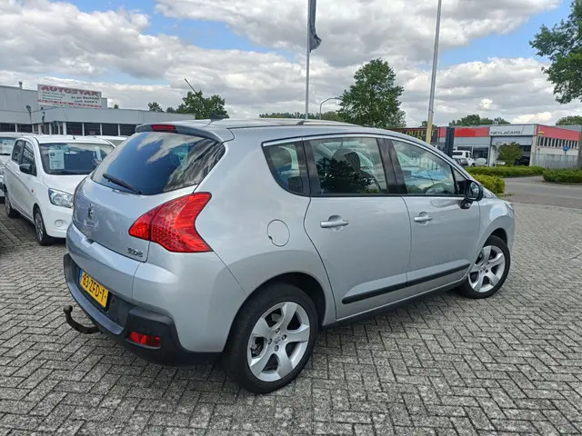 Peugeot 3008 1.6 VTi PANO/NAVI/NAP/TREKHAAK 2012 Benzine 7