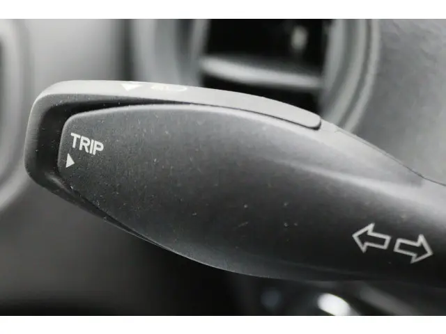 Ford Transit Courier 1.0 Trend EcoBoost S&S 2021 Benzine 26