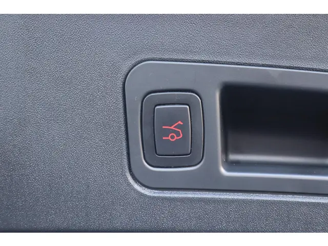 Tesla Model S 75D Base 2018 Elektrisch 19