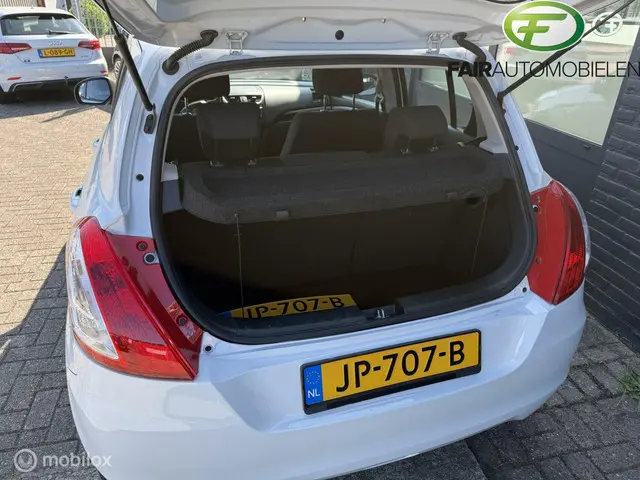 Suzuki Swift 1.2 Exclusive 2012 Benzine 18