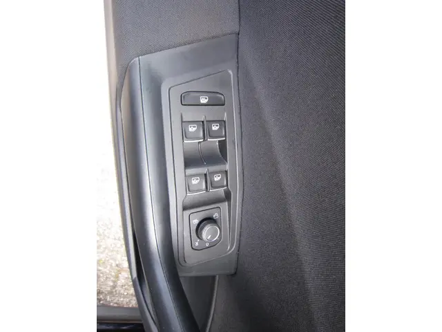 Volkswagen T-Roc 1.0 TSI Style Navi 2021 Benzine 10