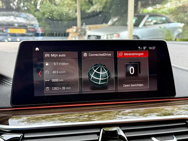 BMW 5 Serie Touring 530i High Executive 2018 Benzine 23