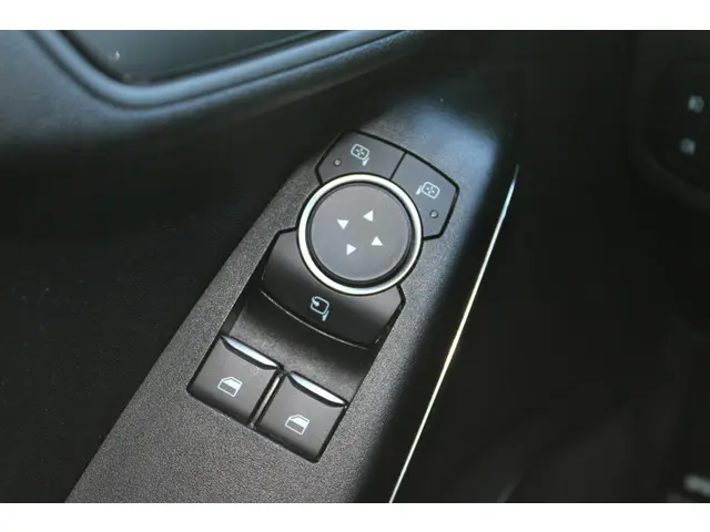 Ford Fiesta 1.0 EcoBoost 100 PK Titanium 2017 Benzine 9