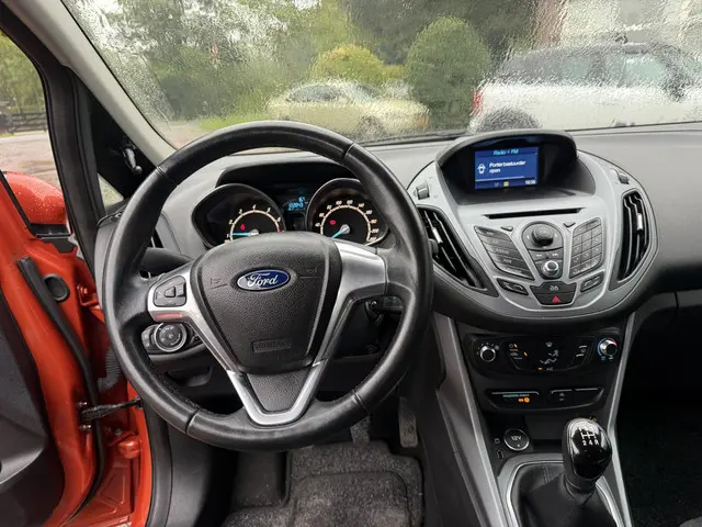Ford B-MAX 1.0 EcoBoost Style 2014 Benzine 4
